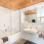 Adler Hotel Au (Bregenz)