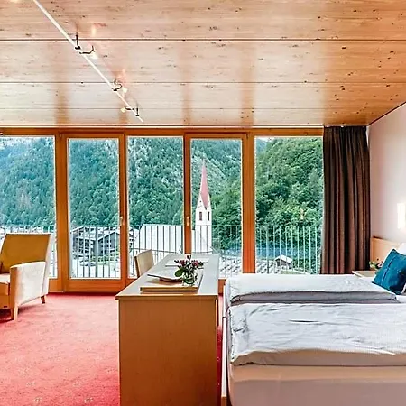 Hotel Adler 4*