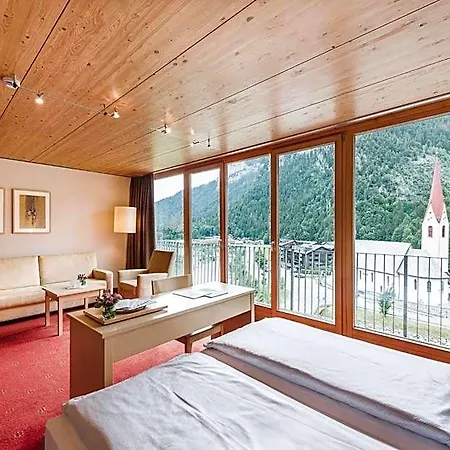 Adler Hotel 4*