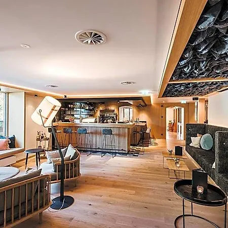 Adler Hotel 4*