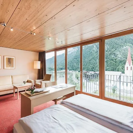 Hotel Adler 4*
